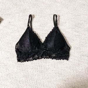 NWOT Black lace bralette